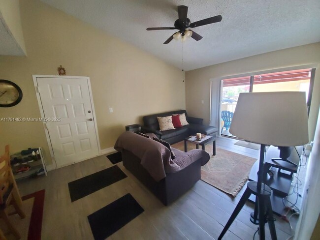 Building Photo - 15540 SW 80th St