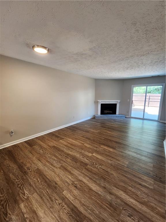 Building Photo - 1565 Springleaf Ct SE