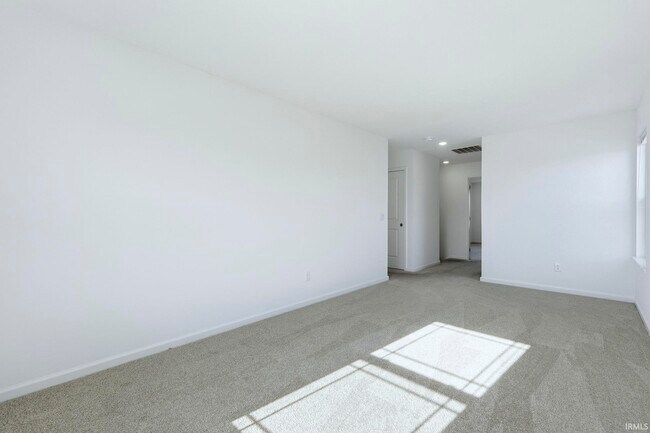 Building Photo - 4152 Bradley Dr