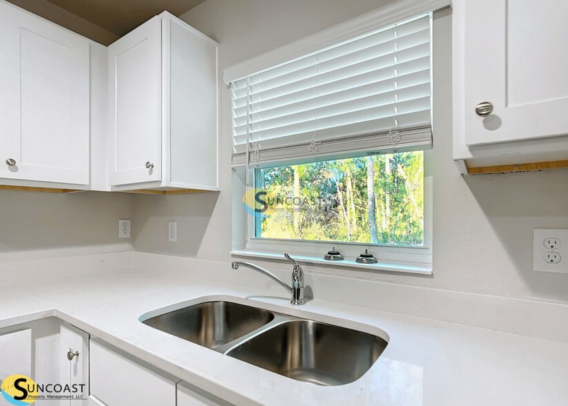 Building Photo - 166 Bahia Terrace Dr