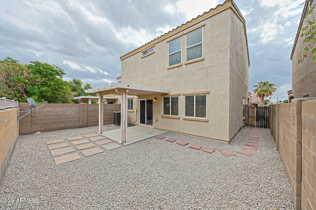 Building Photo - 8792 W Pershing Ave