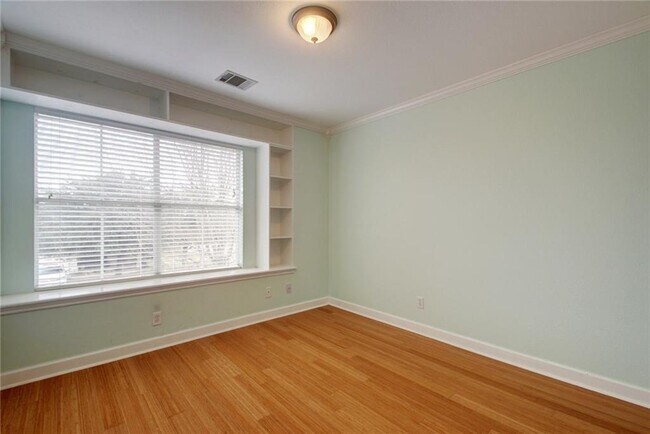 Building Photo - 14333 Teacup Ln