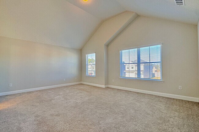 Building Photo - COMING EARLY FEBRUARY 2026! (One Pet Maximum)