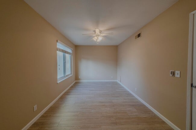 Building Photo - 101 West Riverdale Ave