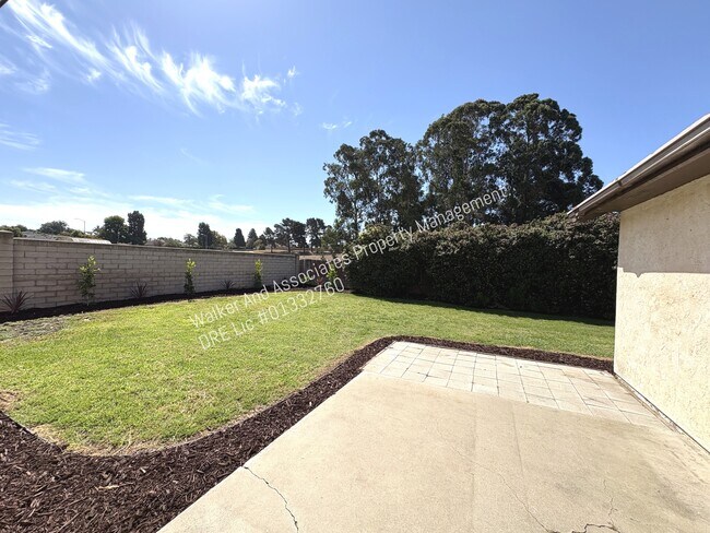 Building Photo - 840 Blue Ridge Dr