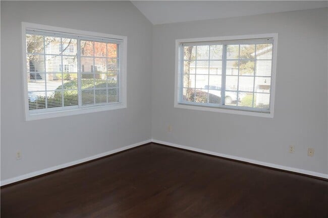 Building Photo - 1468 Briarwood Rd NE