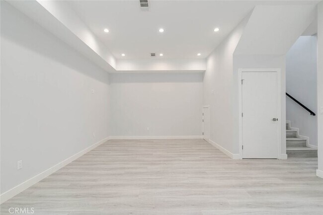 Building Photo - 9035 Rathburn Ave