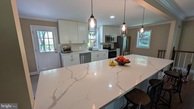 Building Photo - 15715 Tierra Dr