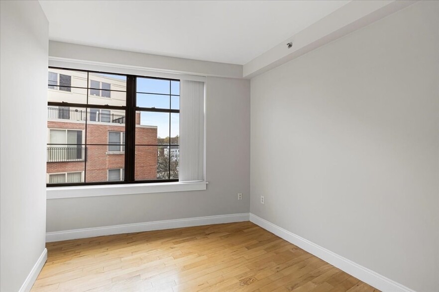 Building Photo - 110 Cypress St