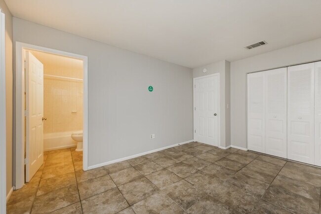 Building Photo - 2386 Vestridge St