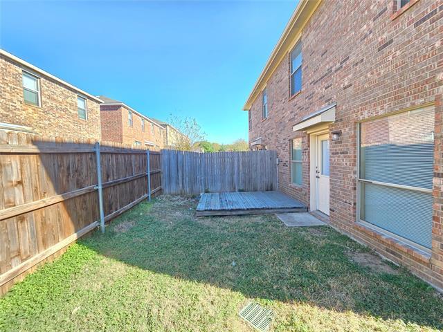 Building Photo - 2317 Bloomfield Dr