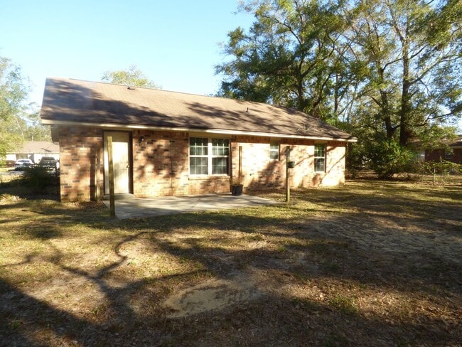 Building Photo - Quaint Home - Heart of Milton