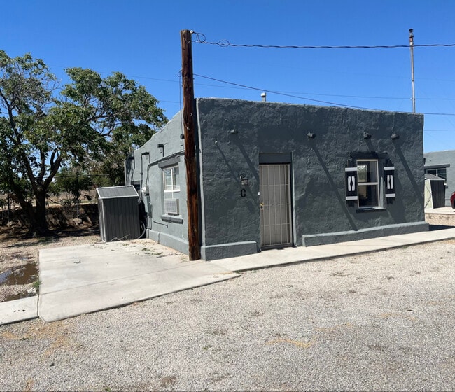 Building Photo - 151 N Pendell Rd