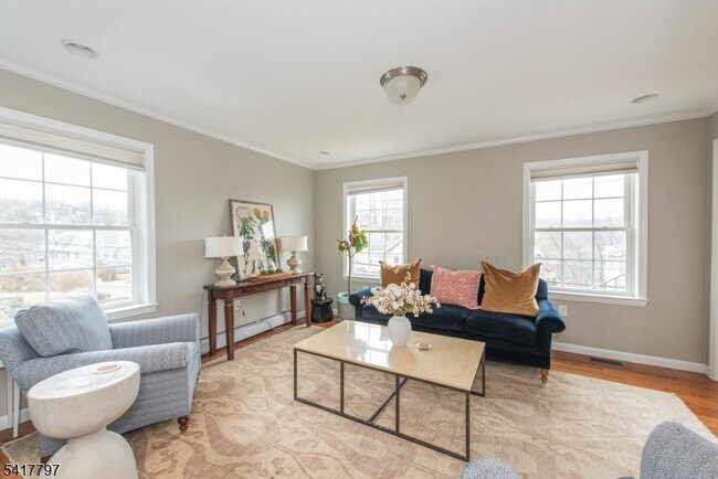 Building Photo - 78 Western Ave