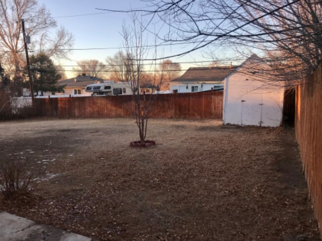 Building Photo - 1710 Alexander Cir