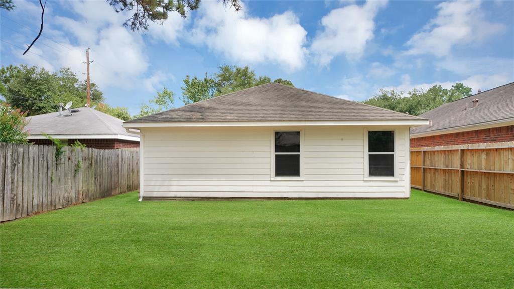 Backyard - 5023 Deer Point Dr