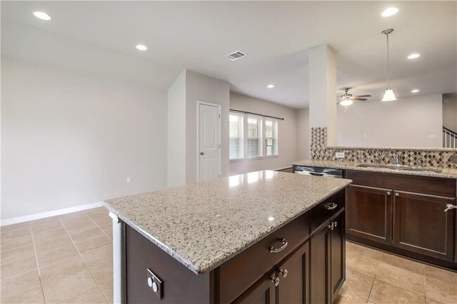 Building Photo - 7220 Longford Trail