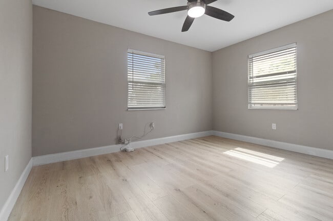 Building Photo - 1815-1812 12th St S