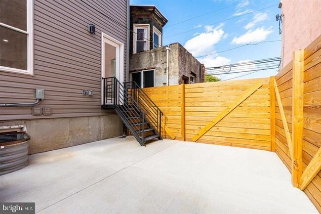 Building Photo - 737 N 42nd St