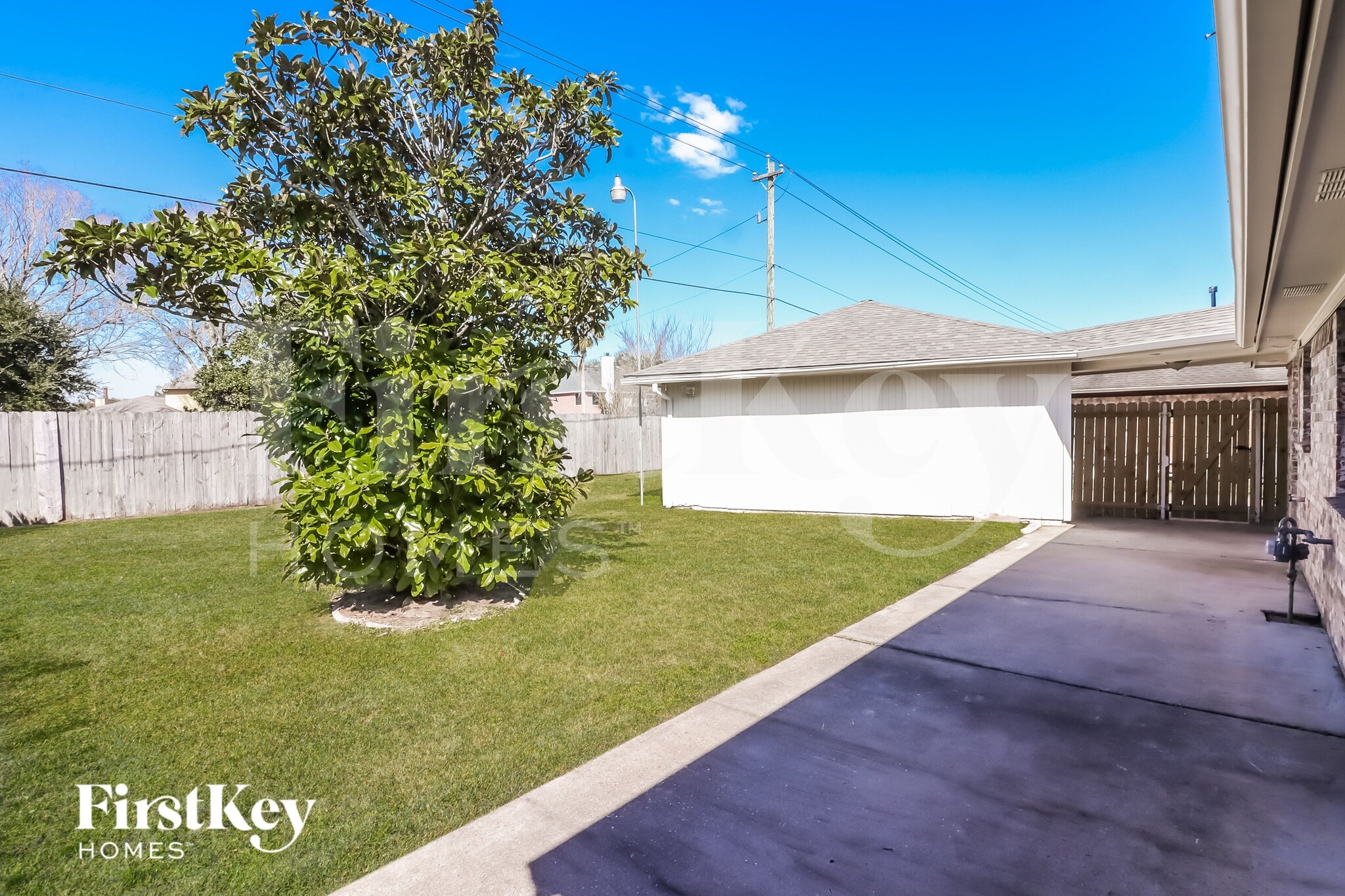 Building Photo - 6611 Gleneagles Dr