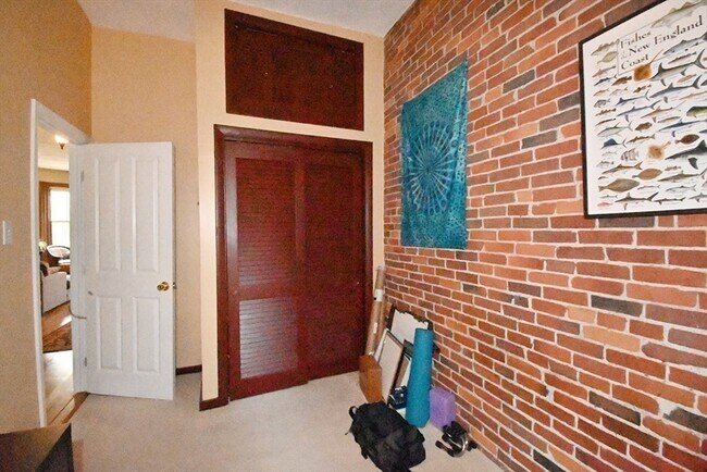 Building Photo - 486 Columbus Ave