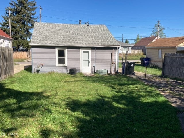 Building Photo - 5721 Flowerdale Ave