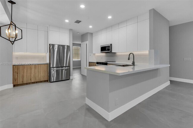 Building Photo - 1140 Cedar Falls Dr