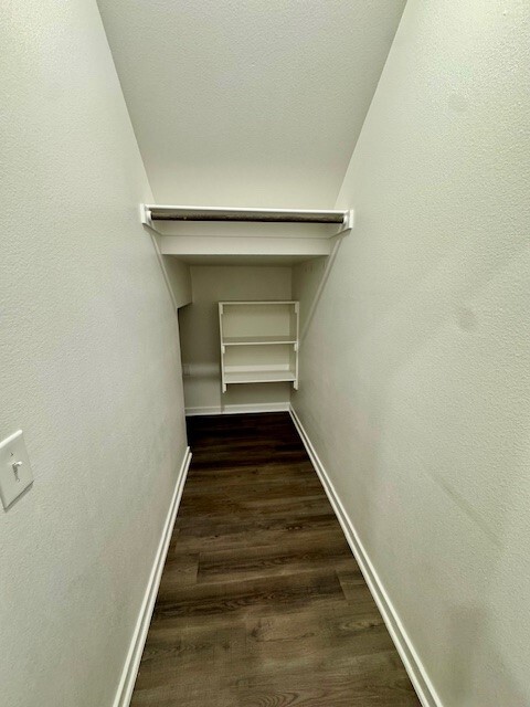 Building Photo - 3909 SW Pecan Cir