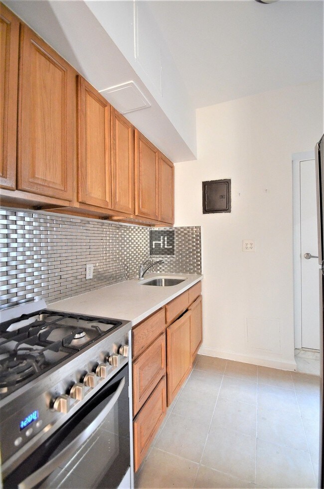 3 BR 1 BA No Fee apartment 505 W 135th St New York NY 10031
