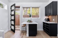 Building Photo - 1210 Brentwood St