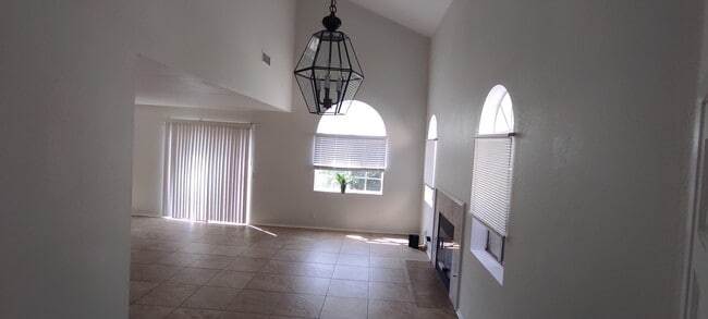 living room - 1343 Heather Ln