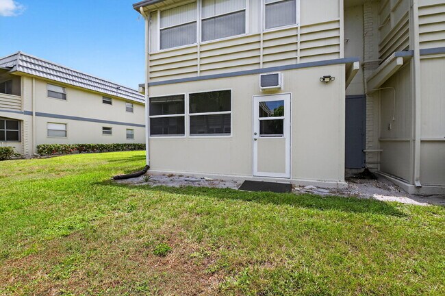 Building Photo - 103 Brittany Ln