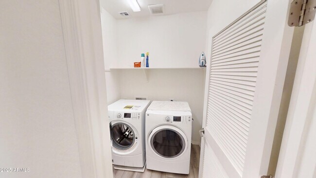 Building Photo - 14870 W Encanto Blvd