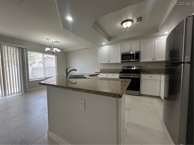 Building Photo - 9732 Silver Dusk Ct