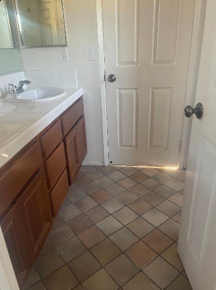 Building Photo - 123 Franciscan Way