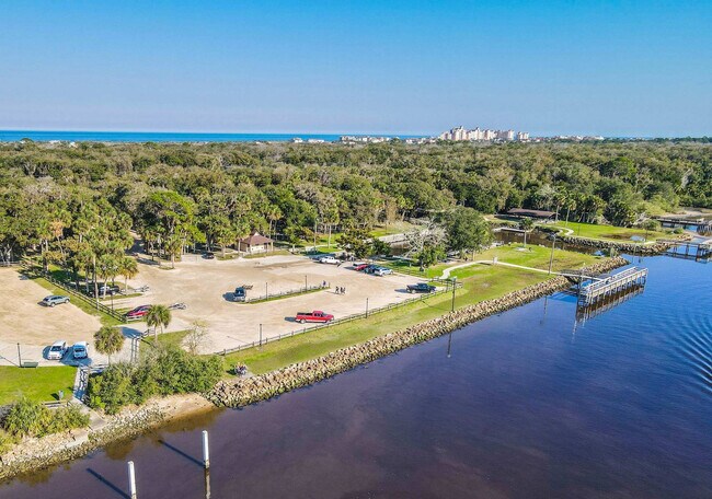 Building Photo - 900 Cinnamon Beach Ln