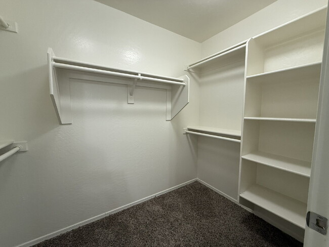 Building Photo - Updated 3-Bedroom Home with Vaulted Ceilin...