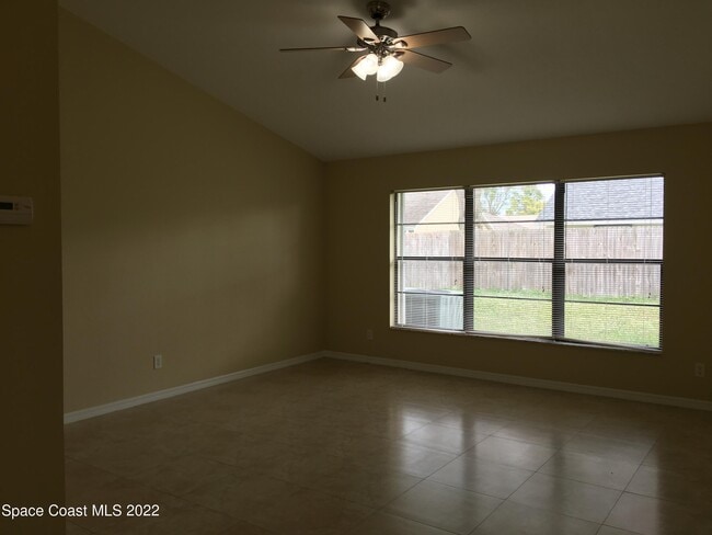Building Photo - 3469 Cabbage Palm Ave