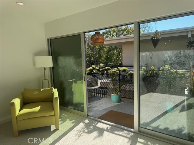 Building Photo - 241 S Barrington Ave