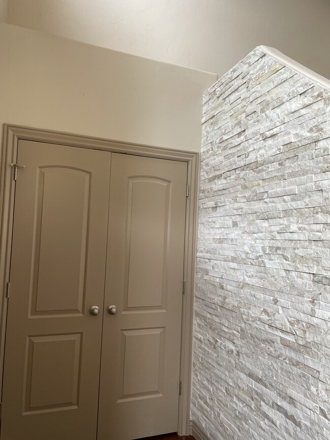 Building Photo - 5079 Fortrose Dr