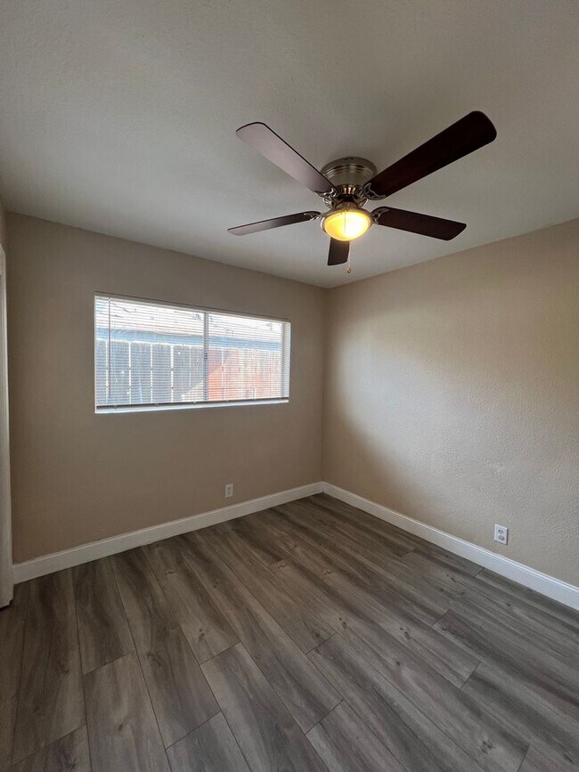 Building Photo - This cute home won't last long with a new ...