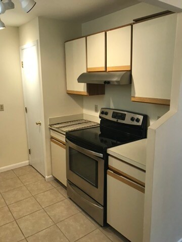 Building Photo - 140 Green Turtle Ln