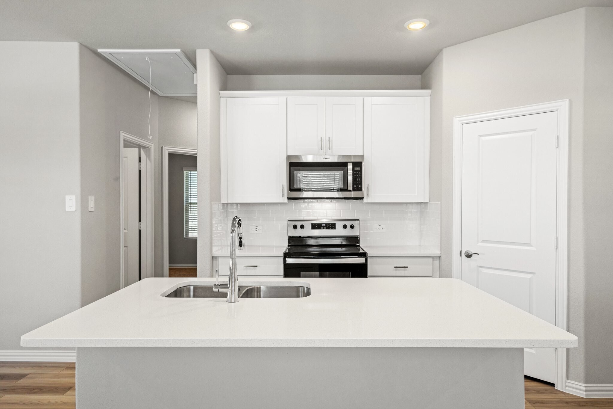 Building Photo - 3300 Sedge Grass Dr