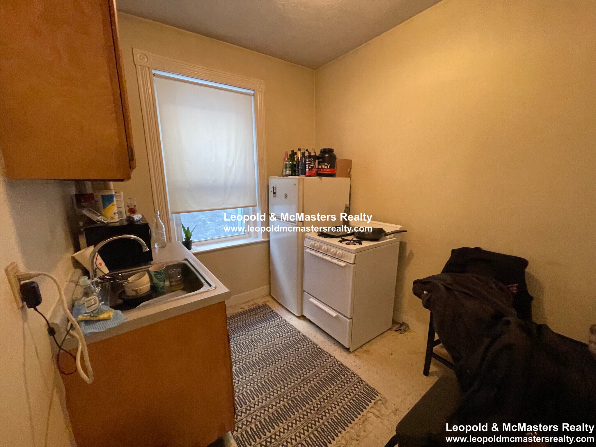 Building Photo - 67 Gordon St