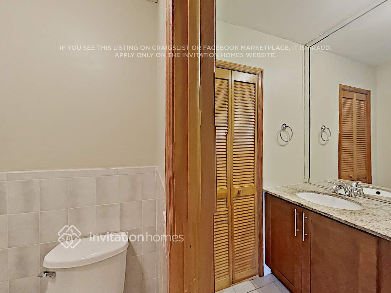 Building Photo - 5920 SW 148th Ave