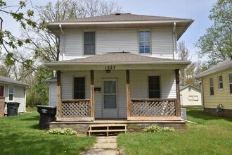Building Photo - 1327 Corby Blvd
