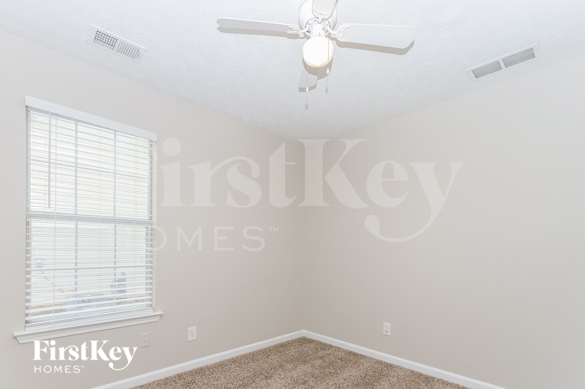 Building Photo - 5901 Green Meadow Way