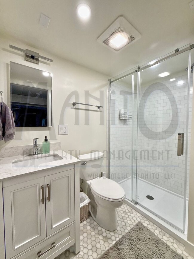 Building Photo - Beautiful Home Near Perry District