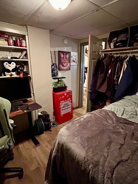 Building Photo - 419 N 43rd Ave W