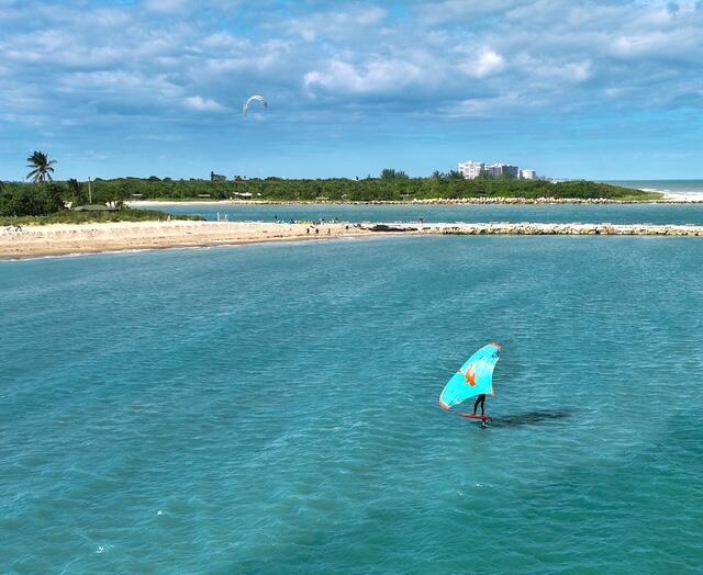 Building Photo - 1000 Shorewinds Dr